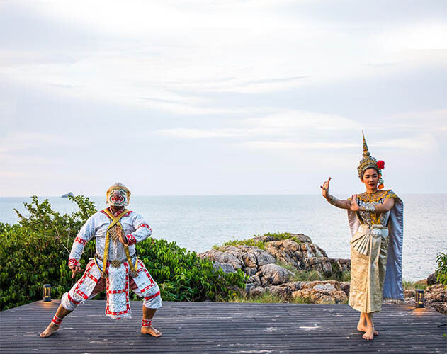 Traditional Thai Dancers & Musicians