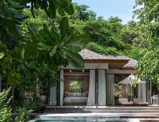 Beachfront Pool Villa