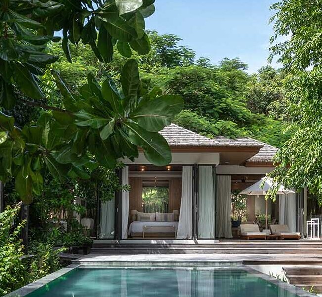 Beachfront Pool Villa