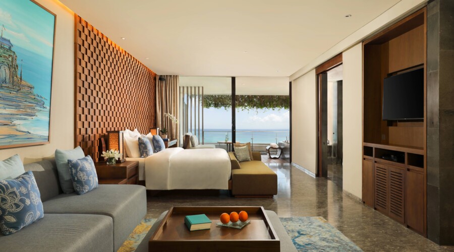 Ocean View or Ocean Front Suite