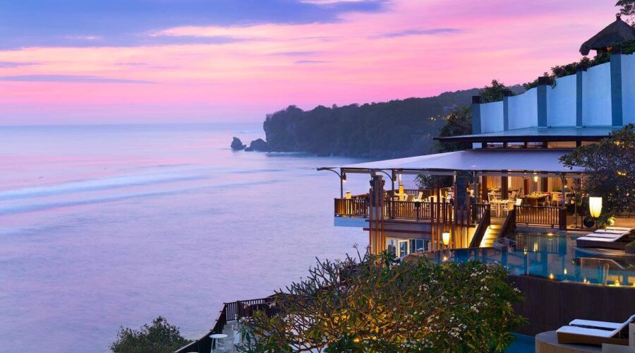 Botol Biru Grill Reception