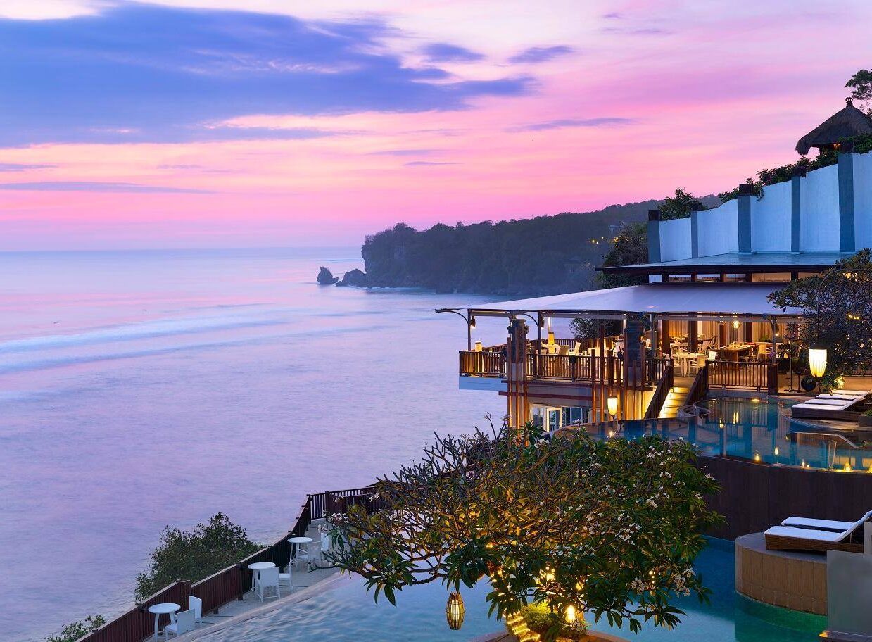 Botol Biru Grill Reception