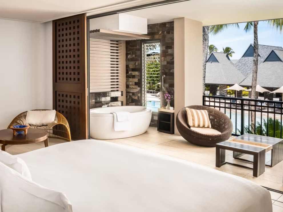 King Pool View Balcony