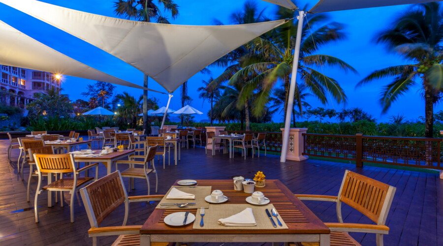 The Cove Restaurant Terrace