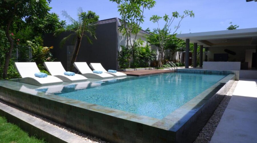 Three-Bedroom Deluxe Pool Villa