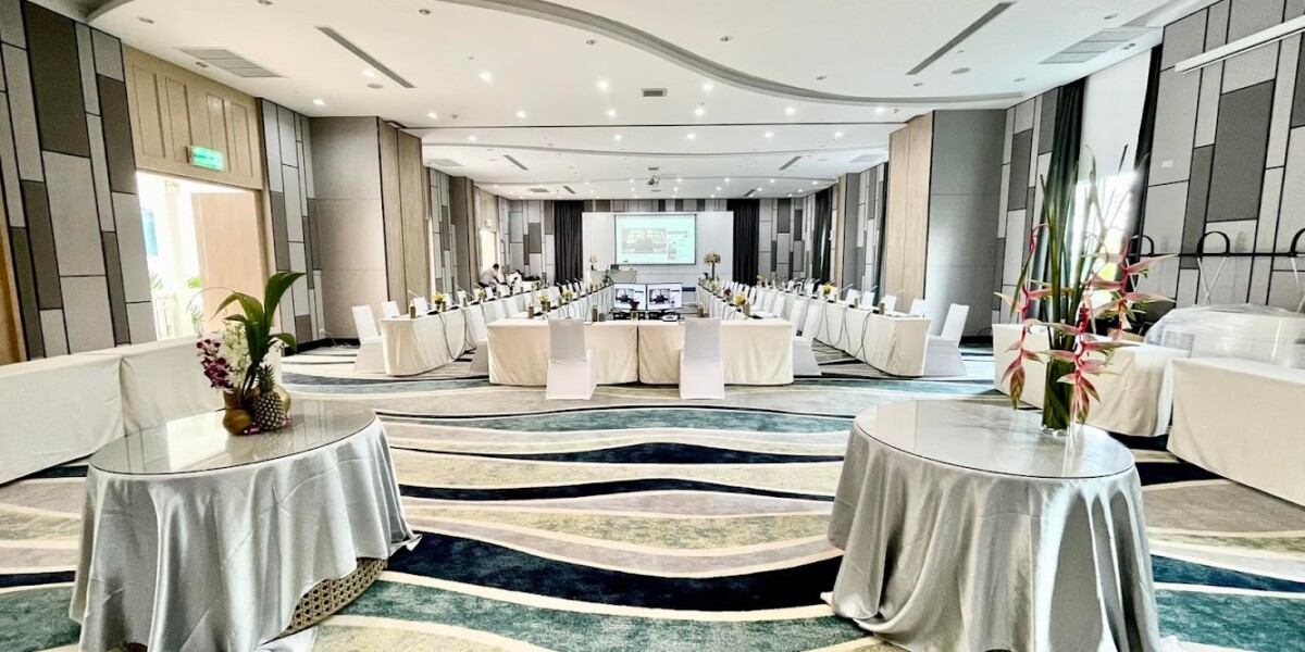 Aree Ballroom Ceremony