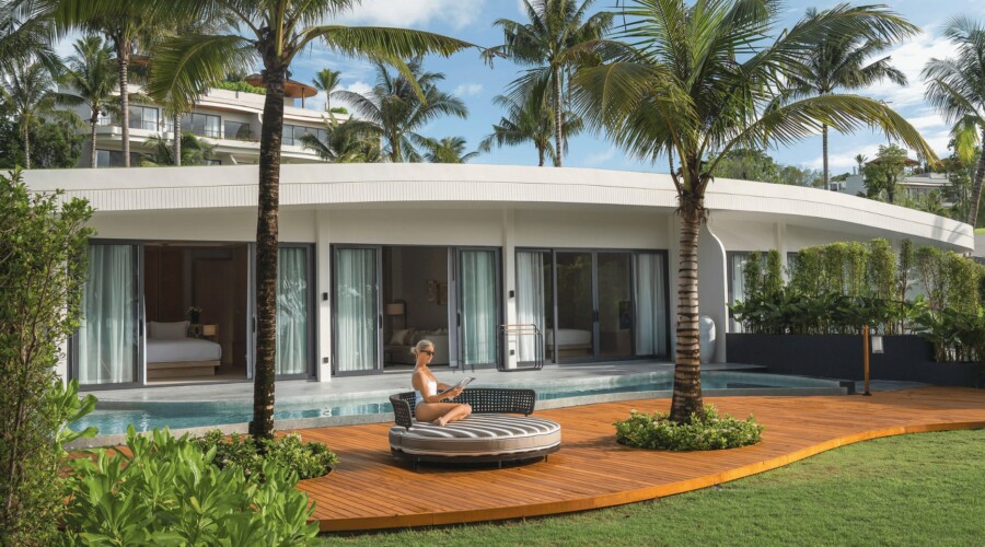 Beachfront Pool Villas