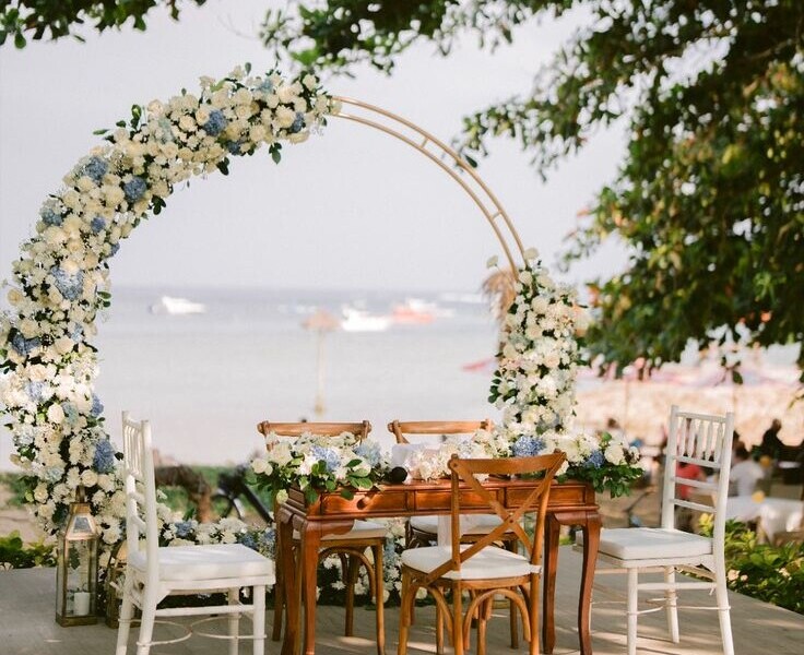 Custom Dining Experiences