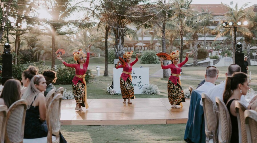 Balinese Dance Performance