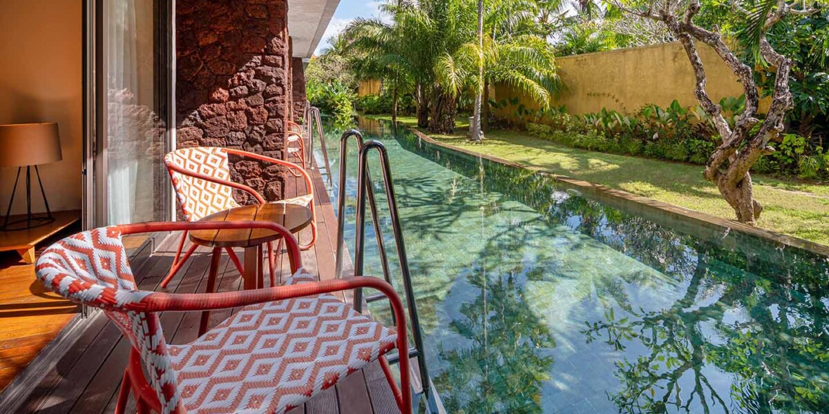 Deluxe Pool Access Suite