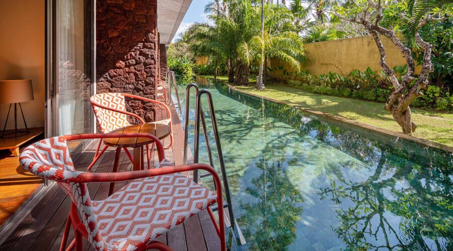 Deluxe Pool Access Suite