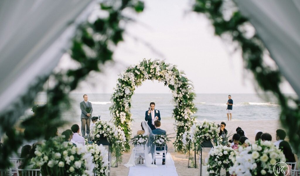 Beachfront Ceremony