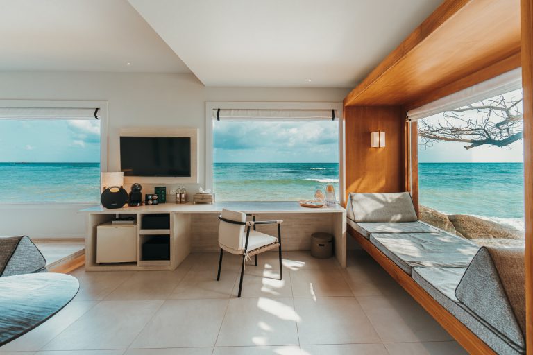 Exclusive Beachfront with Plunge Pool