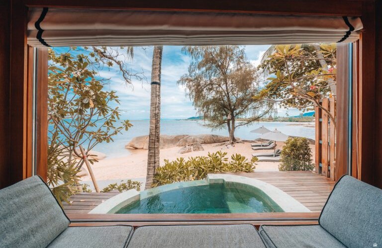 Premier Beachfront with Plunge Pool