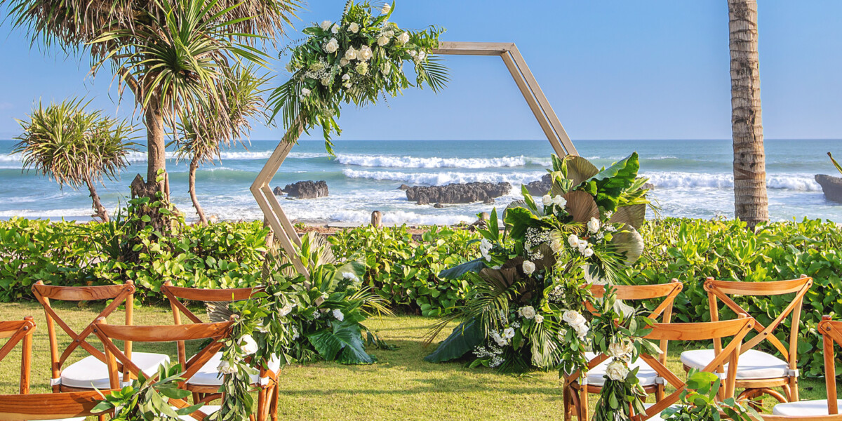 Beach Club Ceremony