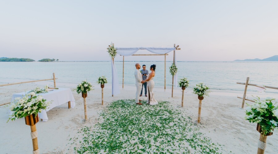 Beachfront Ceremony