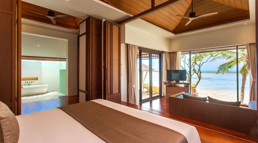Grand Royal Suite Beachfront