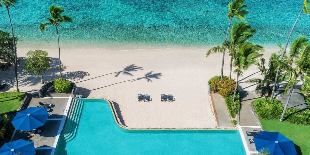 Beachfront Pool