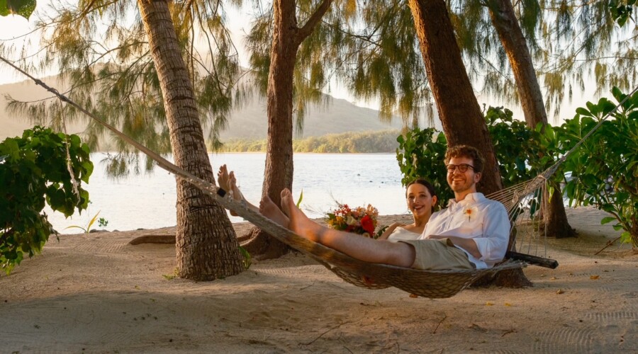 Relaxed Beachfront Weddings