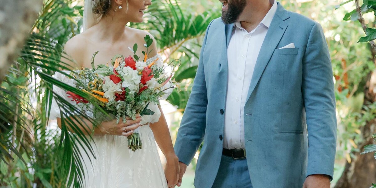 Tropical Outdoor Wedding Ceremonies