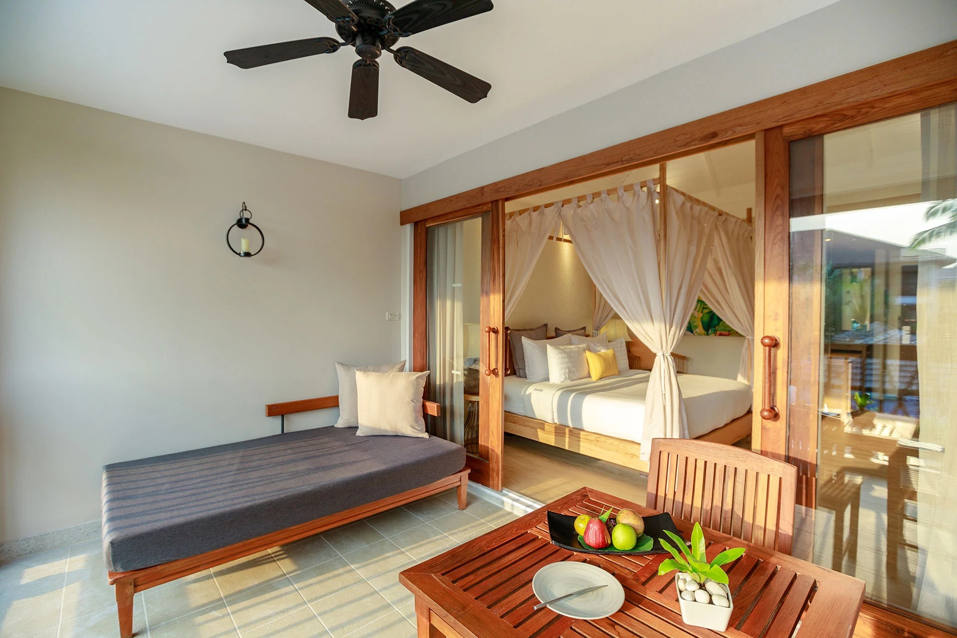 Tropical Canopy Room