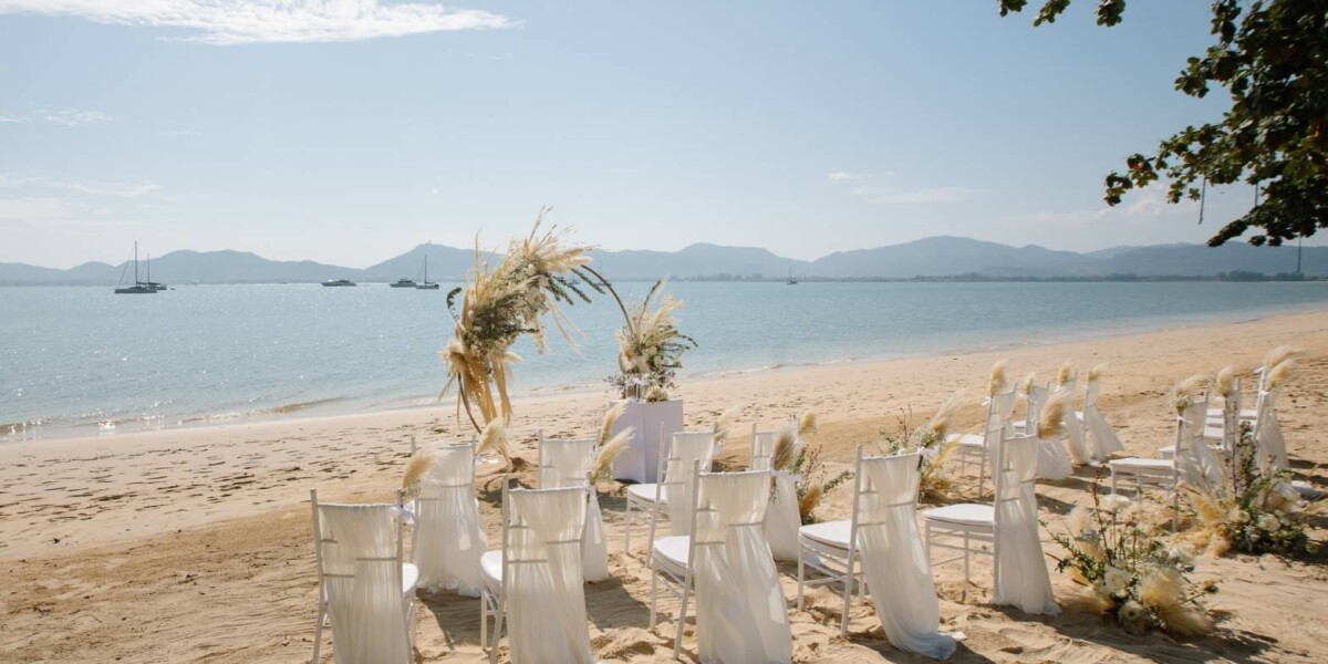 Beachfront Ceremony