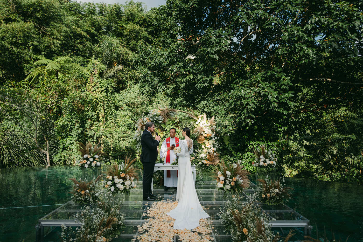 Aksari Infinity Pool Ceremony