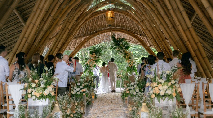 Aksari Chapel Ceremony