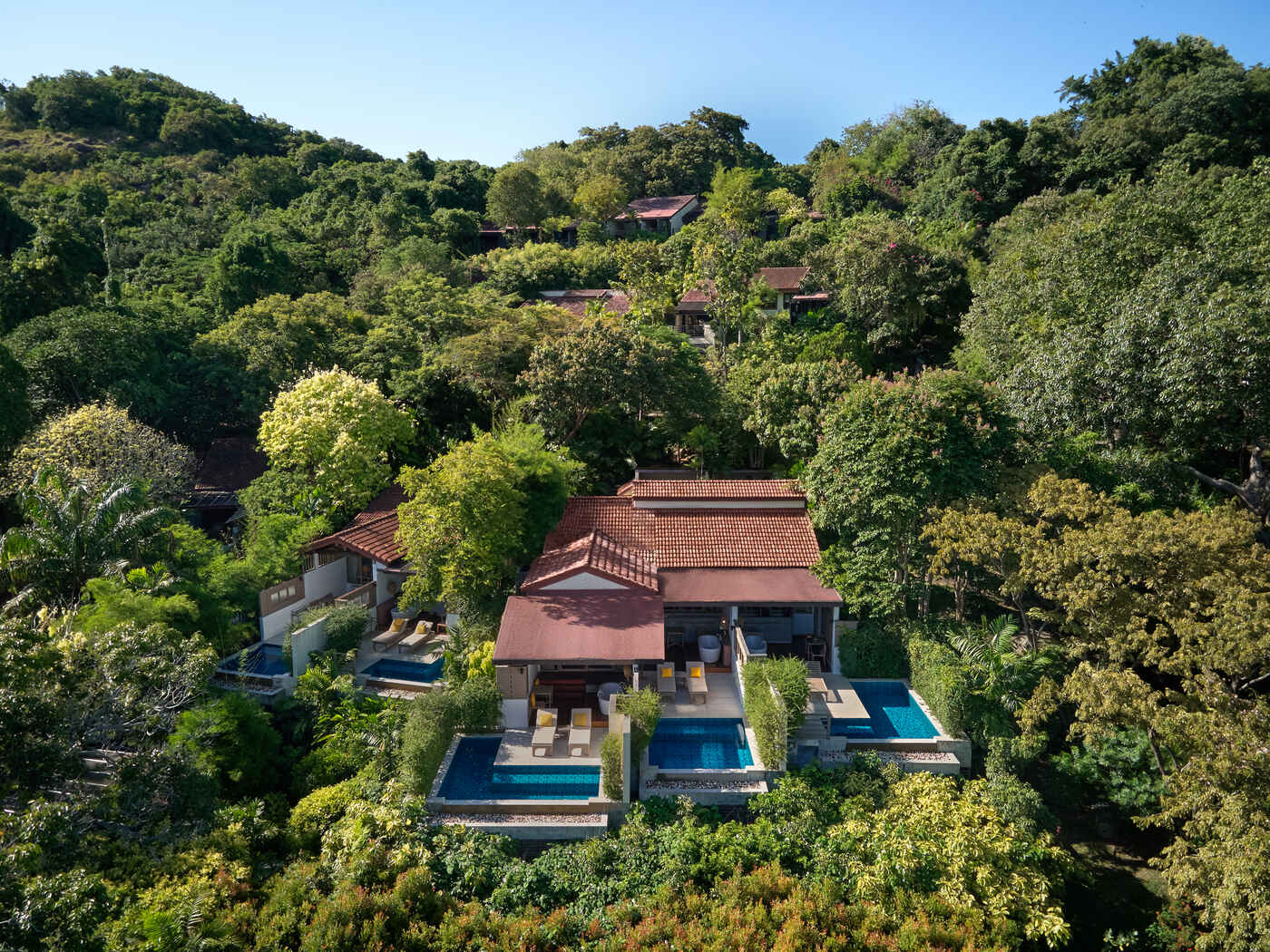 Seaview Hillside Pool Suite