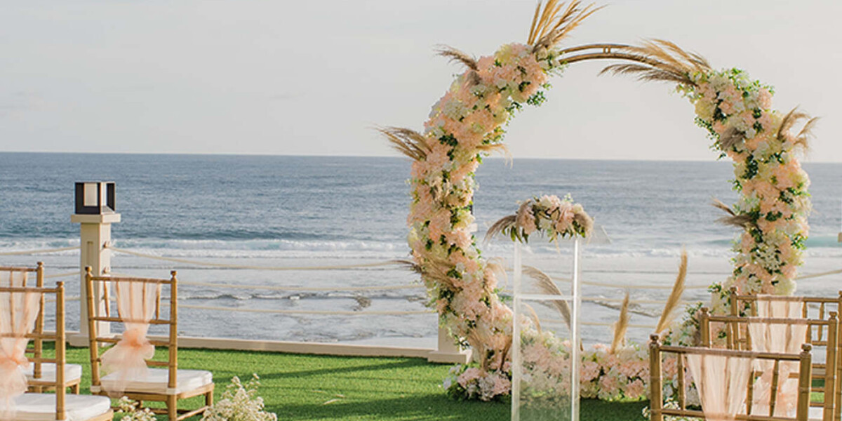 Seaside Lawn Ceremony