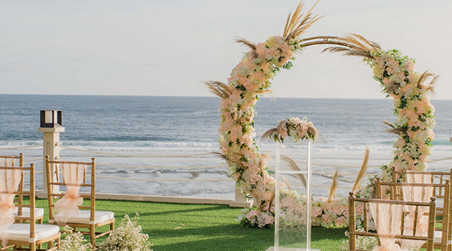 Seaside Lawn Ceremony