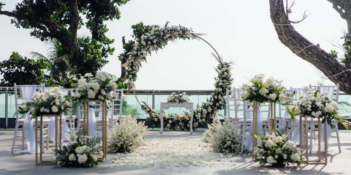 Wedding arc