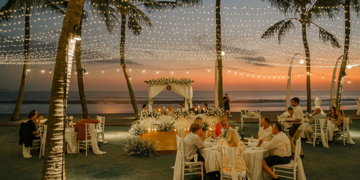 Reception lawn