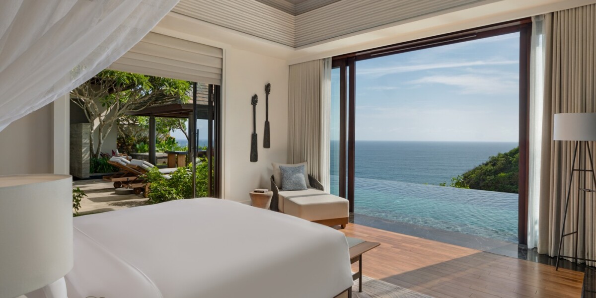 Panoramic Ocean Master Bedroom