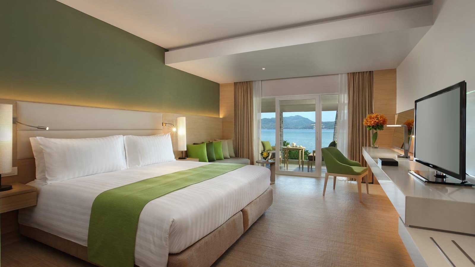 One Bedroom Deluxe Suite