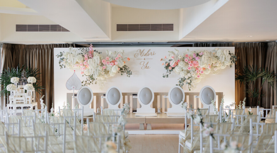 Voyager Lounge Ceremony