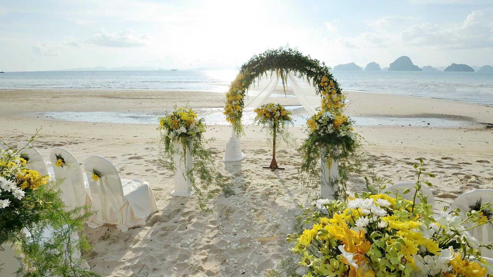 Beachfront ceremony