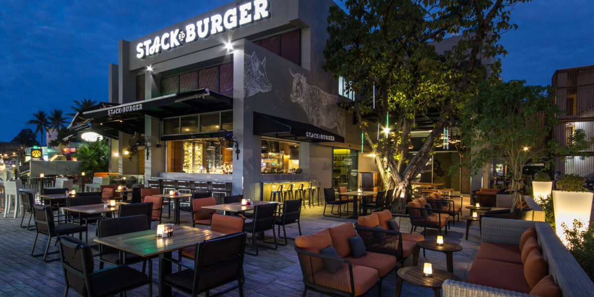 STACKED Restaurant