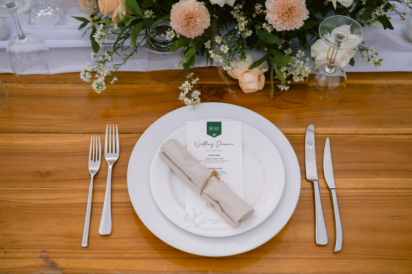 Table setting for wedding