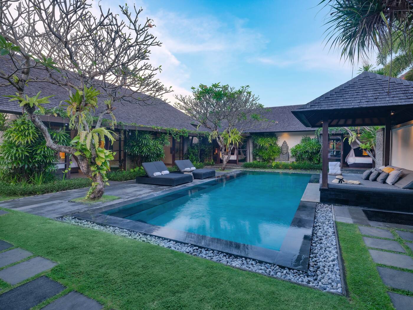 Four-bedroom presidential pool villa