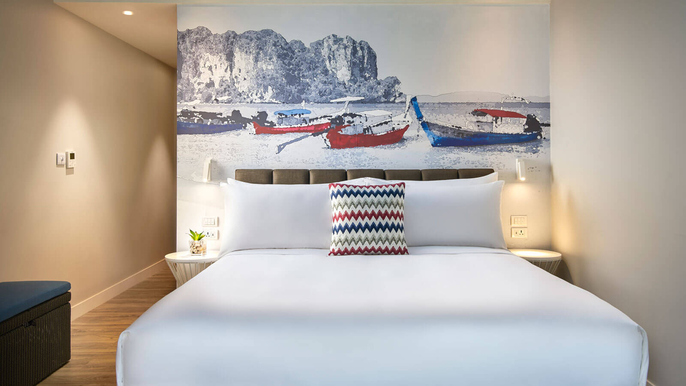 Deluxe Sunset King Room
