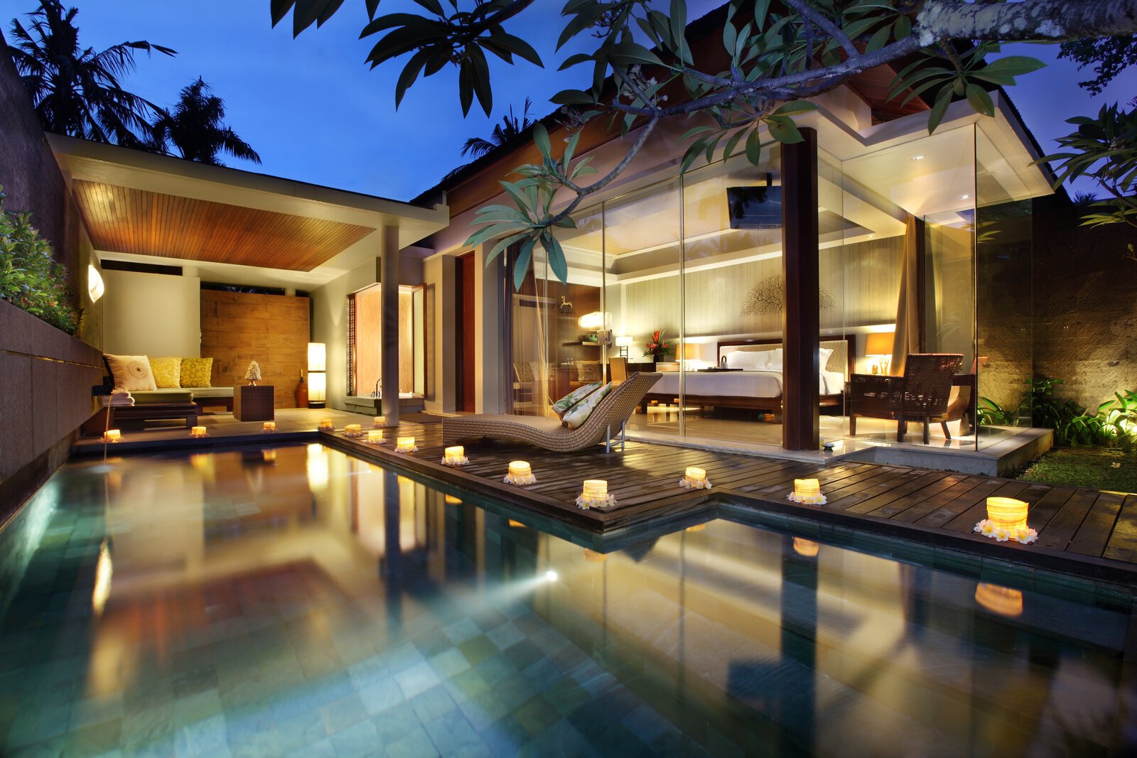 Pool villa
