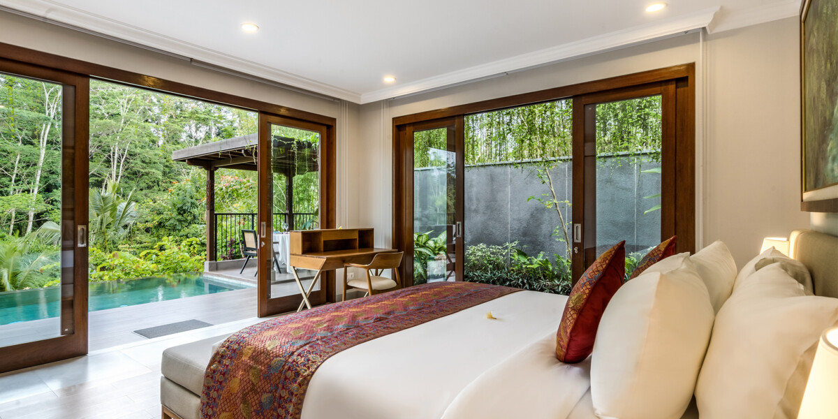 Villa Catur master bedroom