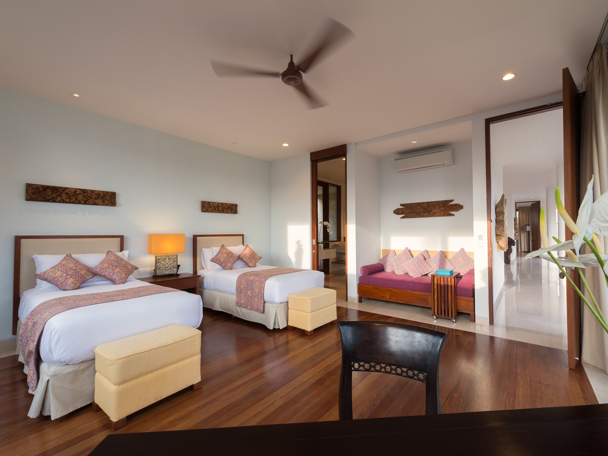 Villa Marie twin bedroom