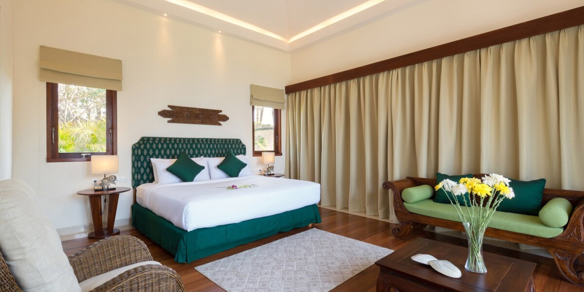 Villa Rose bedroom 4
