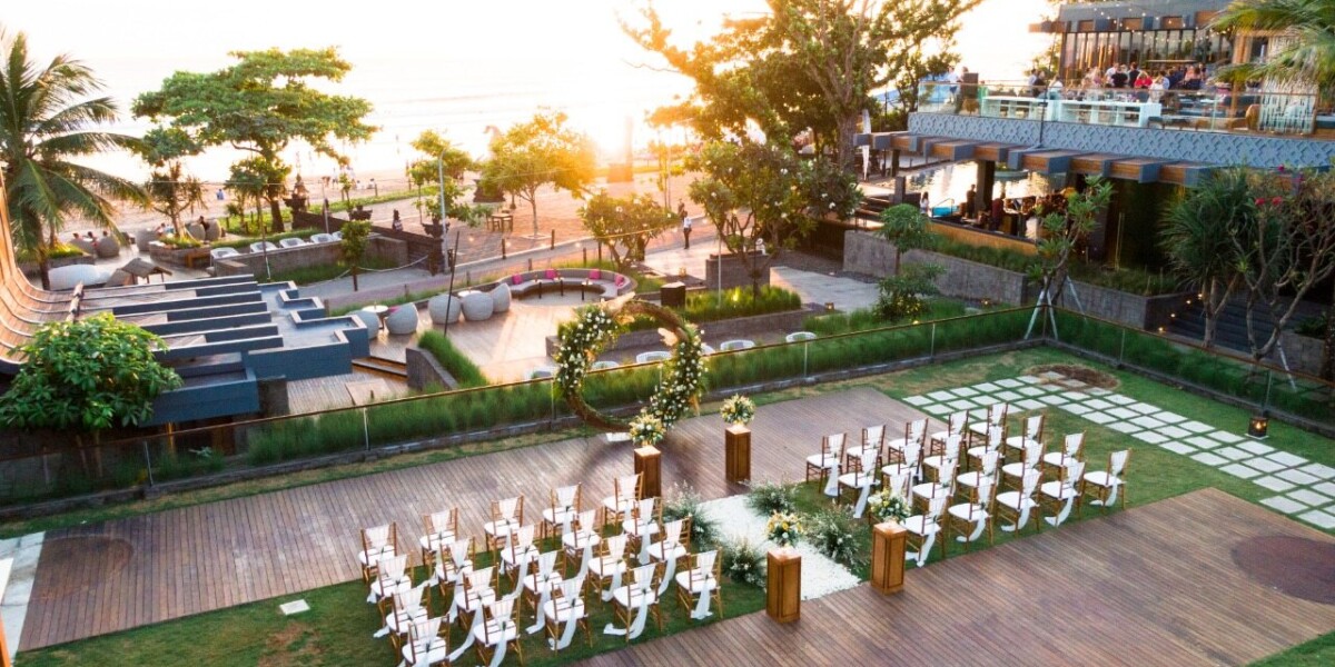 Pool Deck