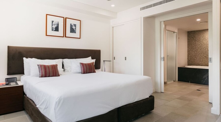 3-Bedroom Apartments