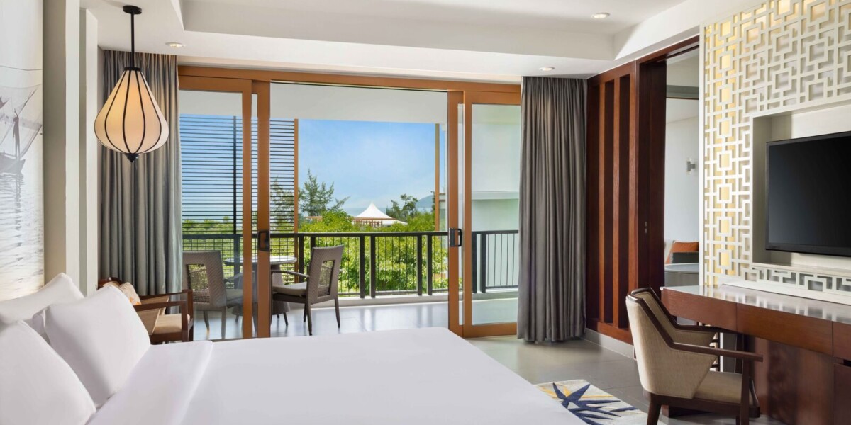 Family Suite Parent Room With View