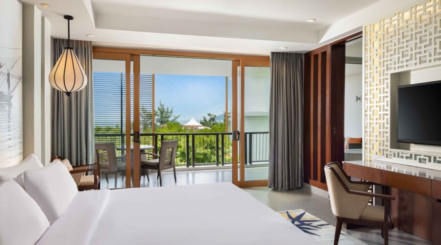 Family Suite Parent Room With View