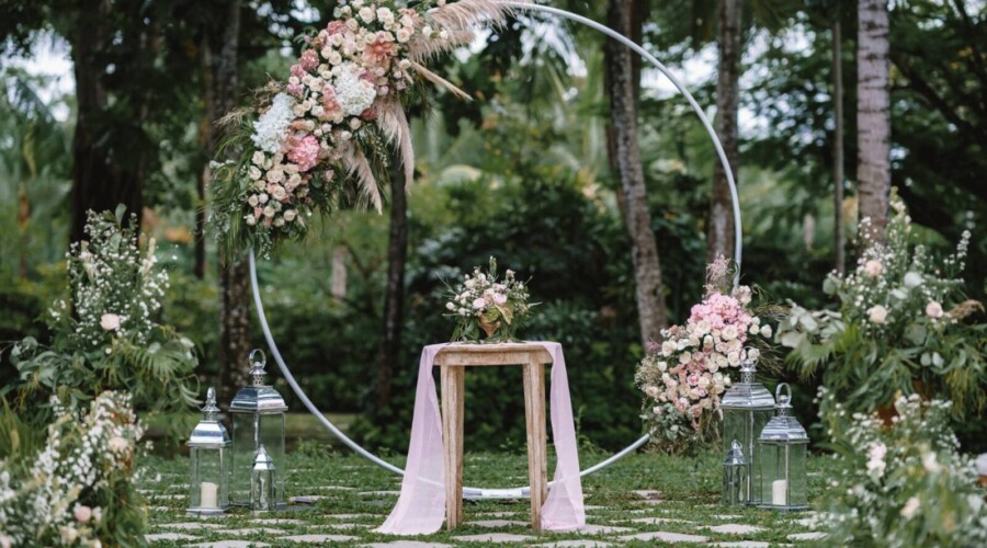 Floral decorations/arrangements